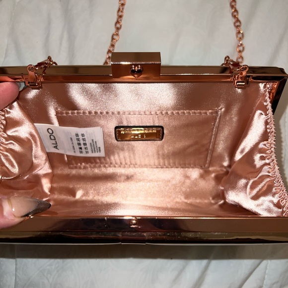 Purse - Picture 2 of 2